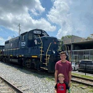 Meet your Posher, Lori